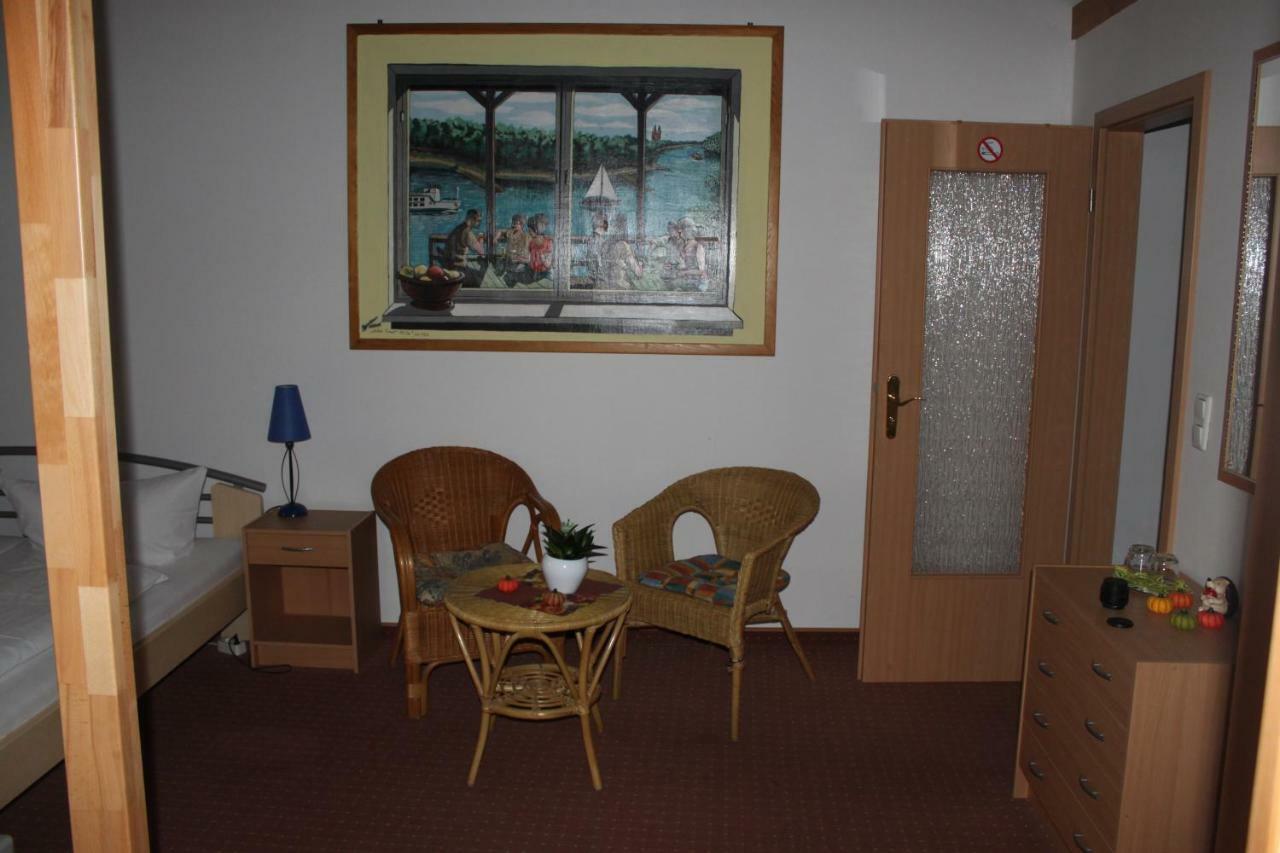 Double Room,857901440:JPEG